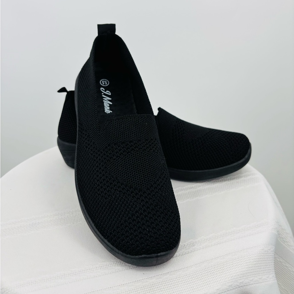 J. Mank Women’s Black Mesh Breathable Slip-in Shoes, Size 5.5